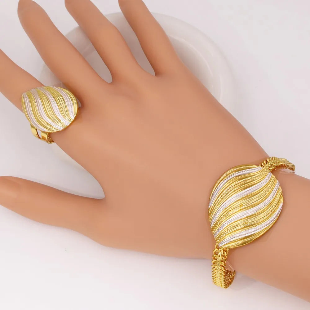 GZJPEI Zweifarbiges Schmuckset, vergoldet, großer Anhänger, Halskette, Armband, Wassertropfen-Ohrring, Ring für Frauen, Hochzeitsgeschenke, 2025, neu