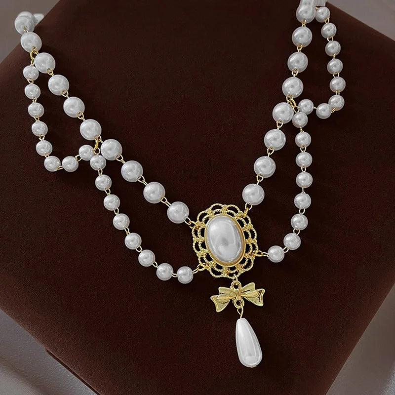 Neue Barock Perle Choker Halskette für Frauen Luxus Hochzeits feier drei schicht ige Perlen Halskette Torques Damen trend igen Schmuck Geschenk
