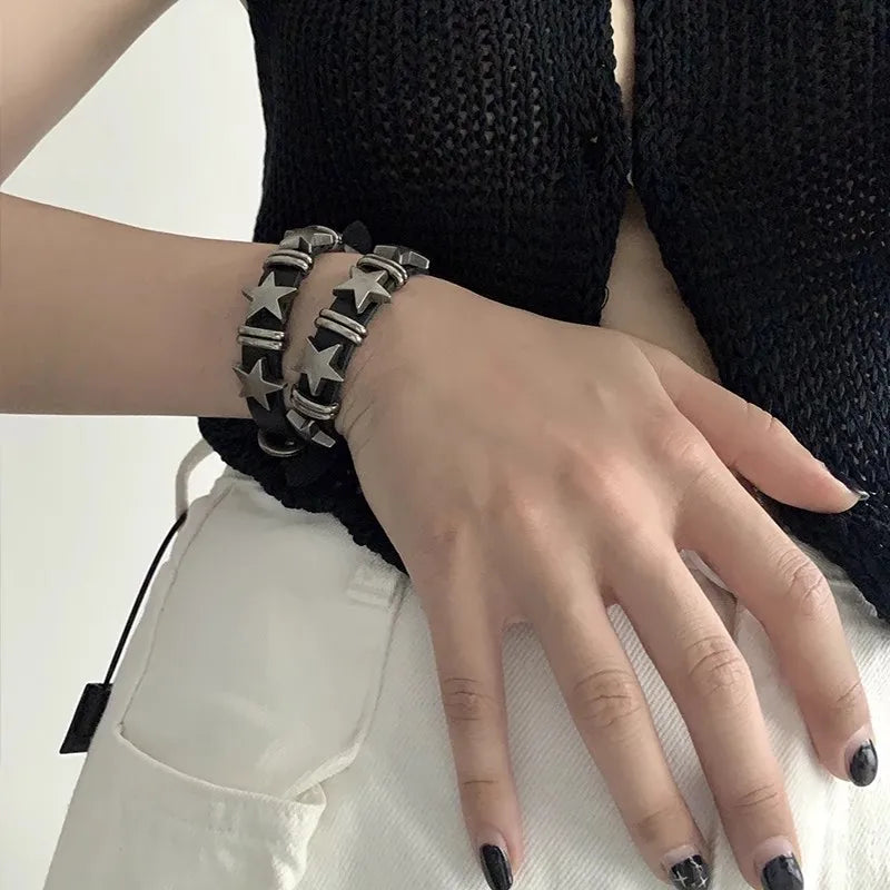 Gothic Star Punk Kunstleder Armband für Männer Frauen Spiked Armreif Goth Schmuck Vintage Y2K Cosplay Emo Kleidung Zubehör