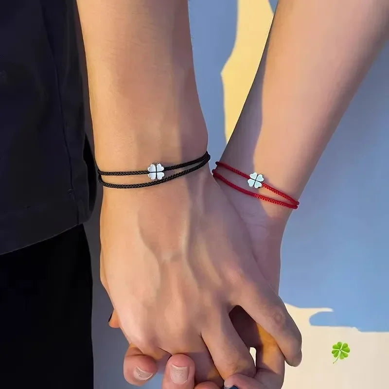 1/3Pcs Minimalistischen Vierblättriges Kleeblatt Armbänder Frauen Männer Einstellbare Handgemachte Rote Glück Seil Paar Freundschaft Schmuck Zubehör