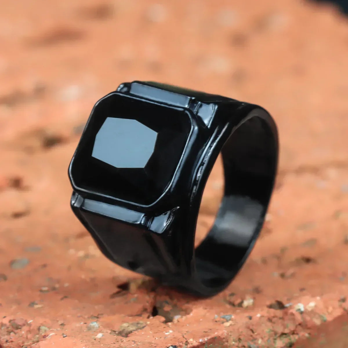 Vintage Schwarz Rot Neue Mode Hand Ornament Punk Hip Hop Persönlichkeit Herren Ring Geschenk für Männer und Frauen Mohamed Sari Sos Эма Sezю