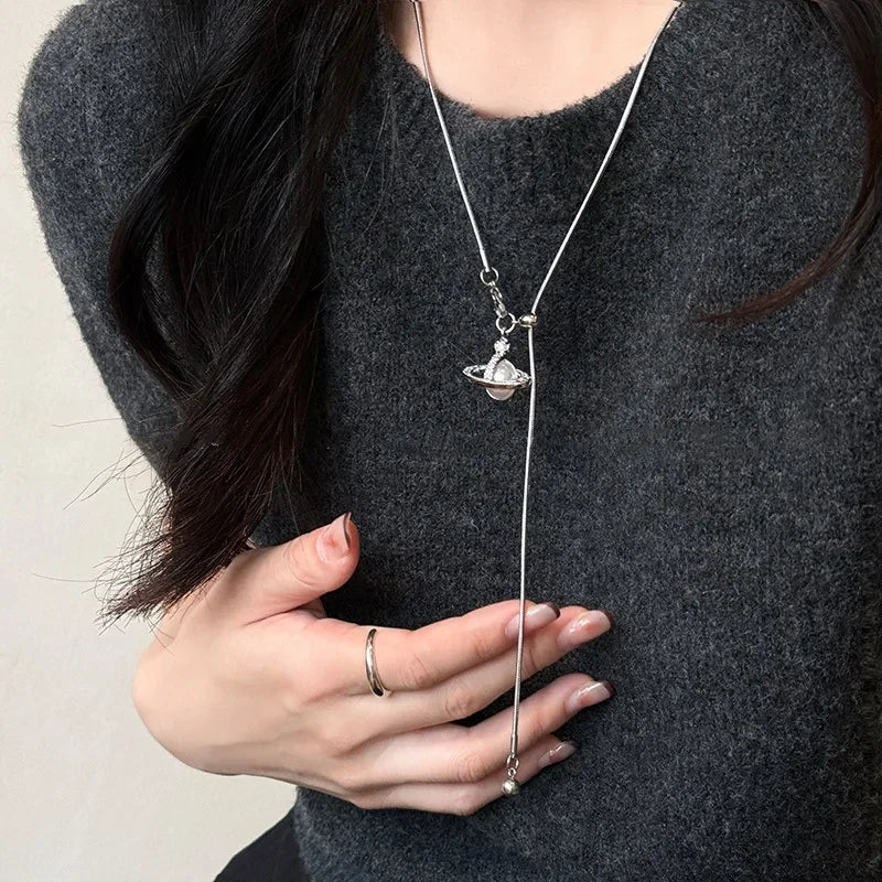 2024 neue Perle Stern Anhänger Halskette High-End-Gefühl Einstellbar Herbst/Winter Titan Stahl Pullover Kette Zubehör Für frauen