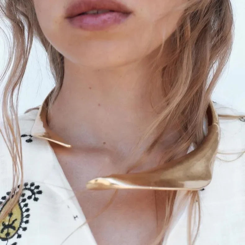 Za Sommer Neue Ankunft Europäische Nicheuniquegold Blatt Blume Halskette Übertrieben Trendy High-end-Gefühl Offene Halskette