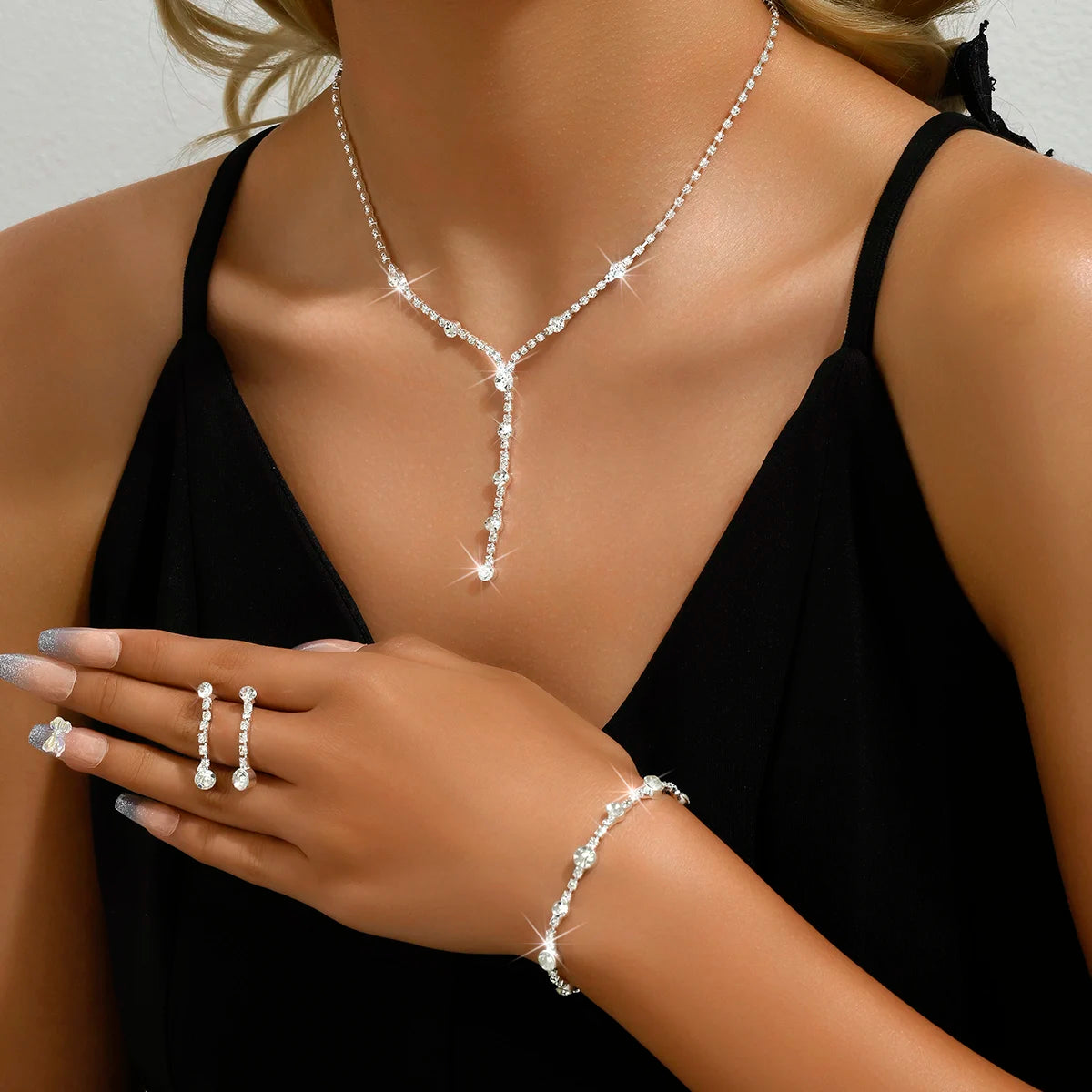 4PC Damenmode Trend Minimalist Wasser Diamant Ohrringe Halskette Armband Schmuckset Hochzeit Bankett Party Festival Geschenk