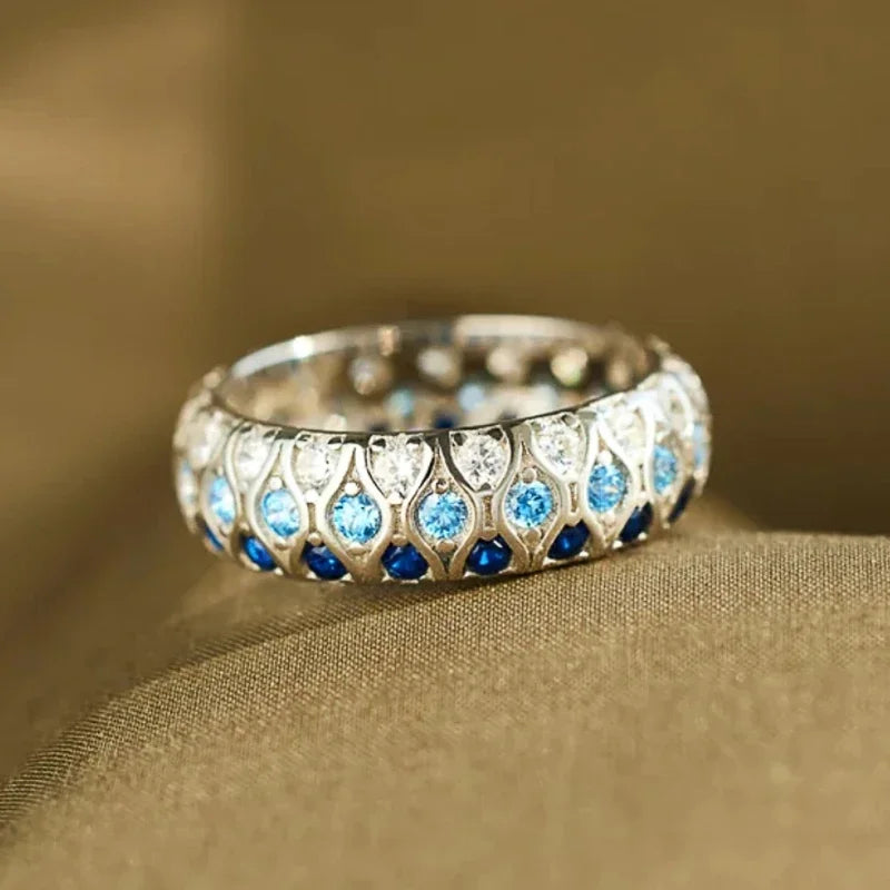 Huitan Luxuriöse blaue Zirkonia-Ringe für Damen, charmant, trendig, kreativ, attraktives Accessoire, wunderschöner, vielseitiger Partyschmuck