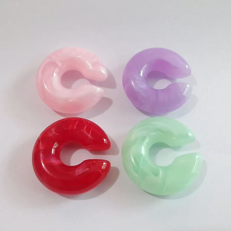 Mode 4 stücke C Förmigen Acryl Ohr Clip für Frauen Einfache Gold Silber Farbe Keine Durchbohrten Runde Ohrringe Punk Weiblichen schmuck