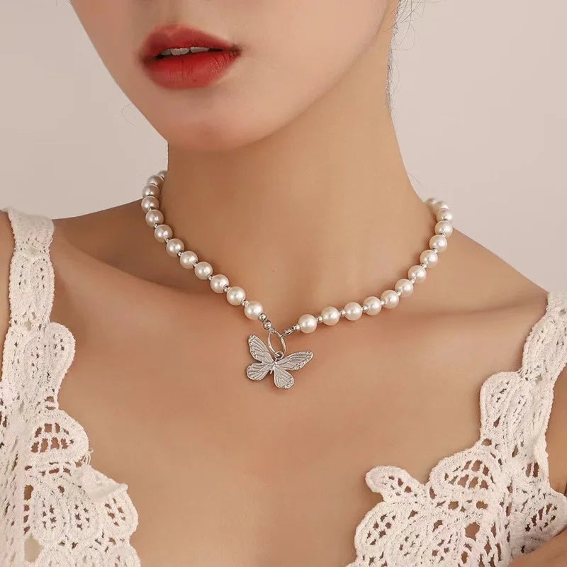 Neue Barock Perle Choker Halskette für Frauen Luxus Hochzeits feier drei schicht ige Perlen Halskette Torques Damen trend igen Schmuck Geschenk