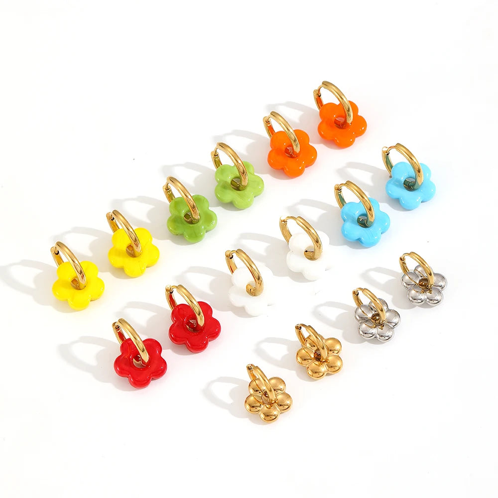 Bunte kleine Blume Edelstahl Charms Ohrring 18K vergoldet Kreis Ohr Schnalle Creolen Schmuck für Frauen
