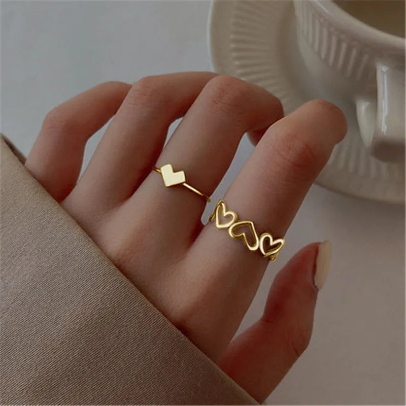 Boho Zirkon Ringe Set für Frauen, Gold Farbe Böhmen Kristall Brief Liebe Herz Mond Pfeil Blume Ring Hochzeit Schmuck Geschenke