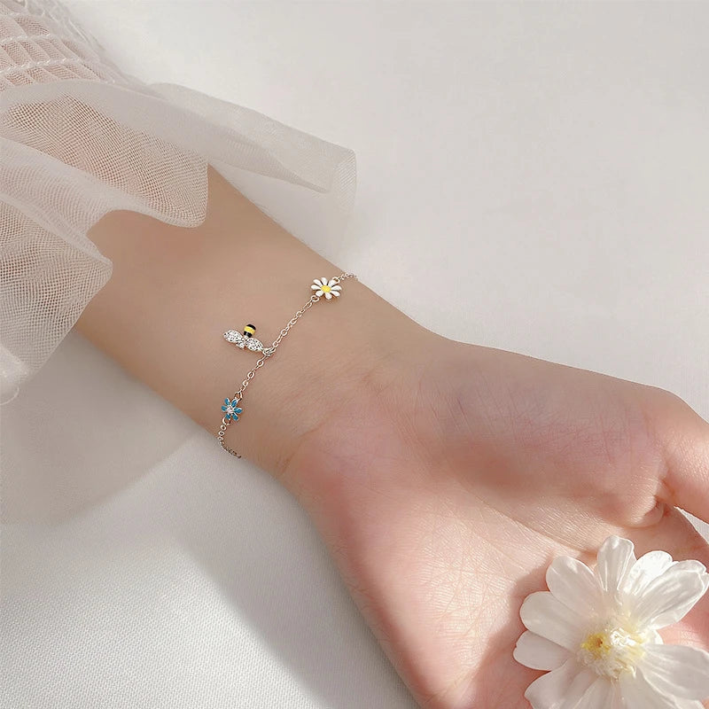 Sole Memory Niedliche Mini-Bienenblumen aus 925er-Sterlingsilber für Damen, größenverstellbare Armbänder BR320