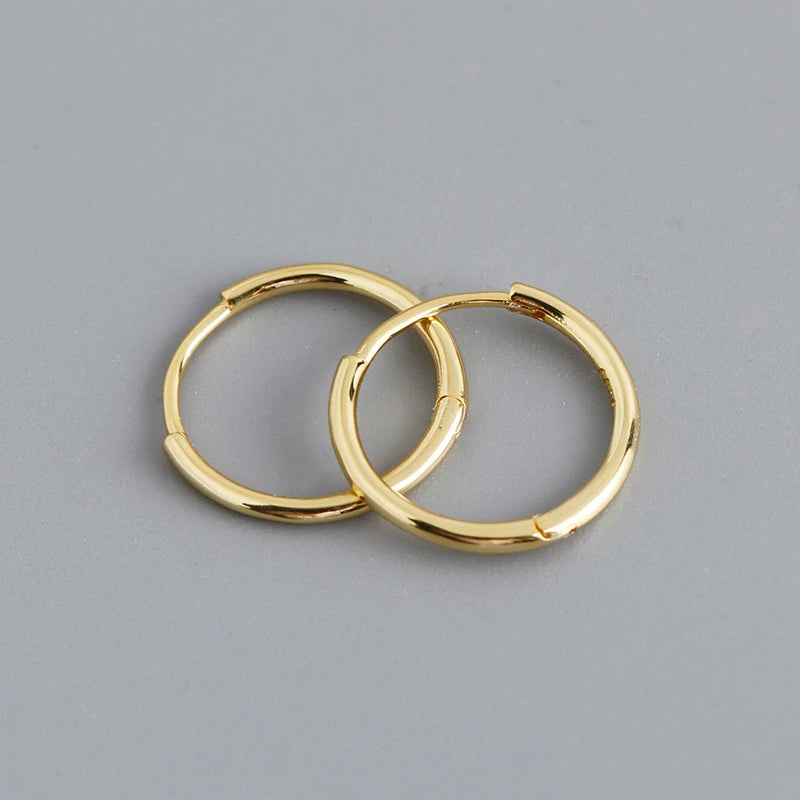 WANTME 925er Sterlingsilber, modisch, schlicht, Huggies-Ohrschnalle, Zubehör, minimalistischer Charme, Ohr-Creolen für Damen, Schmuck