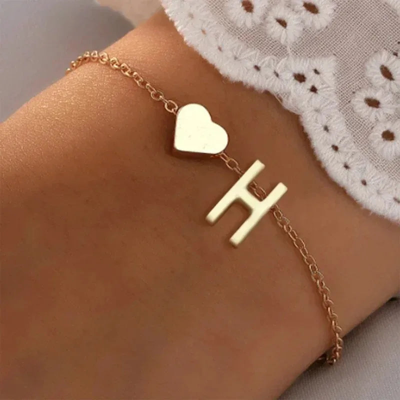 26 englische Anfangsbuchstaben-Armbänder für Liebhaber, Männer und Frauen, 2025, neue einfache DIY-Armbänder mit personalisiertem Namen, Legierung, Schmuck