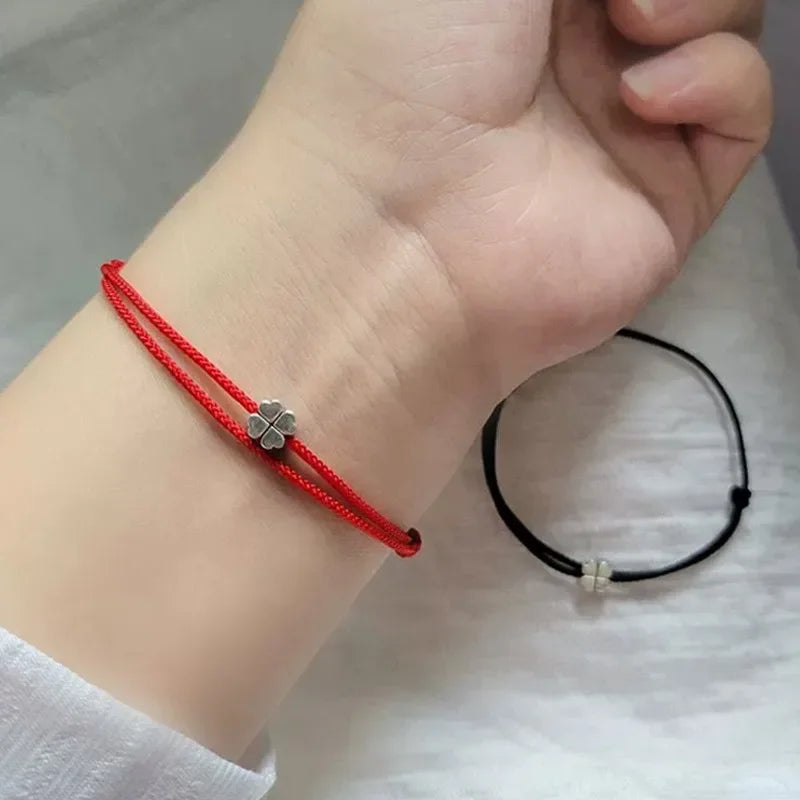 1/3Pcs Minimalistischen Vierblättriges Kleeblatt Armbänder Frauen Männer Einstellbare Handgemachte Rote Glück Seil Paar Freundschaft Schmuck Zubehör