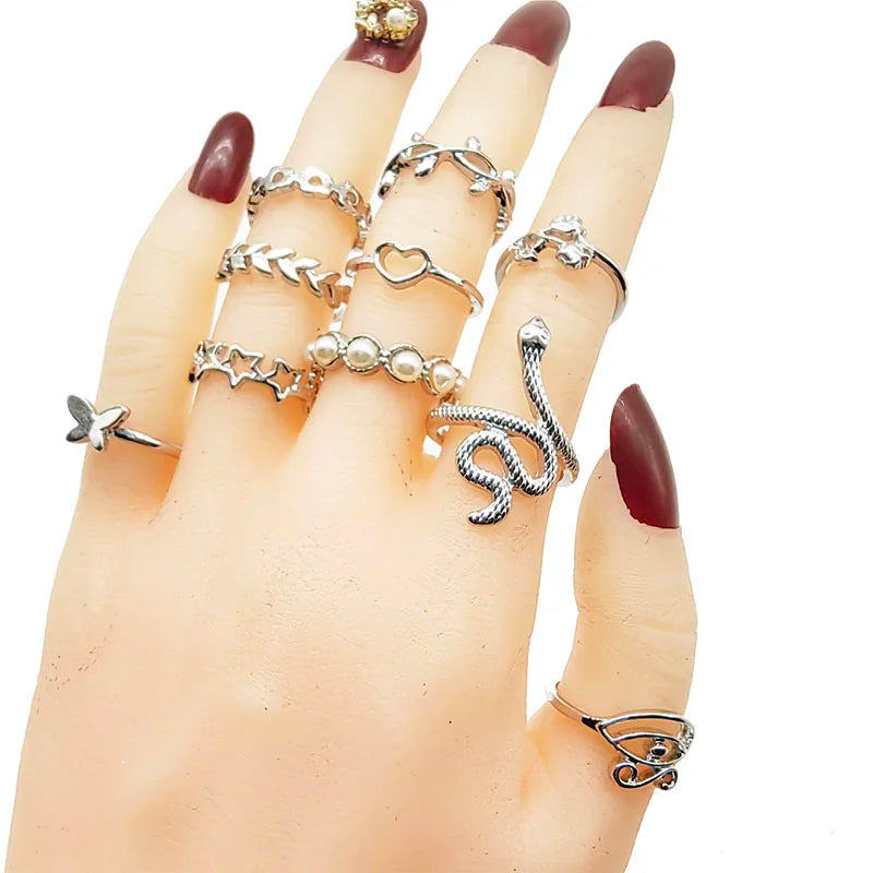 30 teile/los Mix Stil Perle Silber Farbe Finger Ringe Tier Schlange Kette Hohl Blatt Party Schmuck Mädchen Liebe Schmetterling Blume geschenk