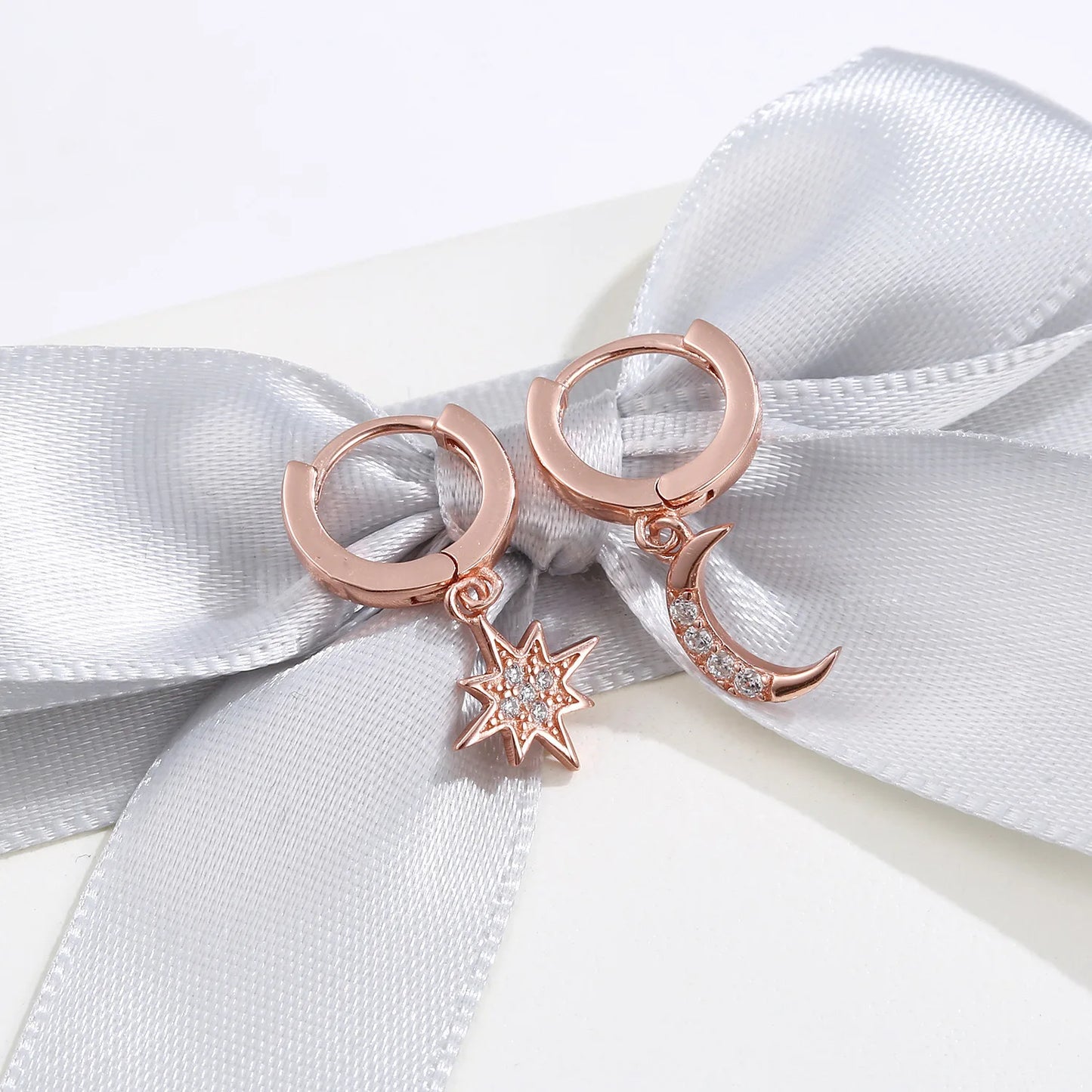 VENTFILLE 925 Sterling Silber CZ Stern Mond Asymmetrische Creolen für Frauen Mädchen Gold Silber Farbe Party Schmuck Geschenke