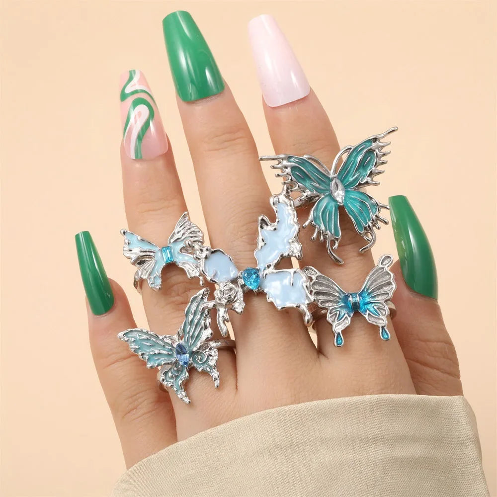 LATS 8 Stück unregelmäßige rote Kristallherz ästhetische Ringe für Frauen Y2K Gothic Schmetterling Spinnenring kreative Schmuckzubehör