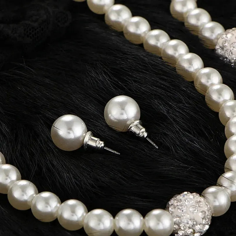 3-teiliges Set mit Imitationsperlen, Halskette, Armband, Ohrstecker, Set, Feuerball, Perlen, Perlen, Damen, Luxus-Brautparty-Schmuckset