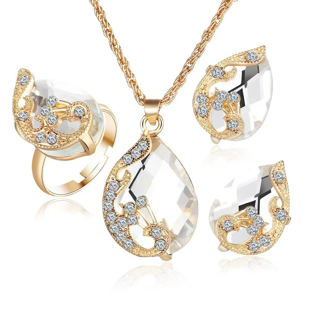 3PCS Pfau Edelstein Dame Schmuck Set Temperament Glänzenden Kristall Waterdrop Halskette Hoop Ohrring Ring Gold Farbe Abend Schmuck