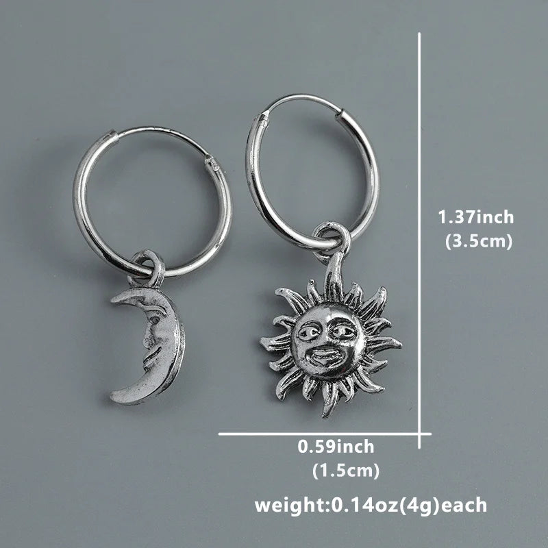 Sonne und Mond Creolen, SonnenCreolen, Creolen, Gothic-Schmuck, himmlischer Schmuck, Mondreifen, Mondohrringe,