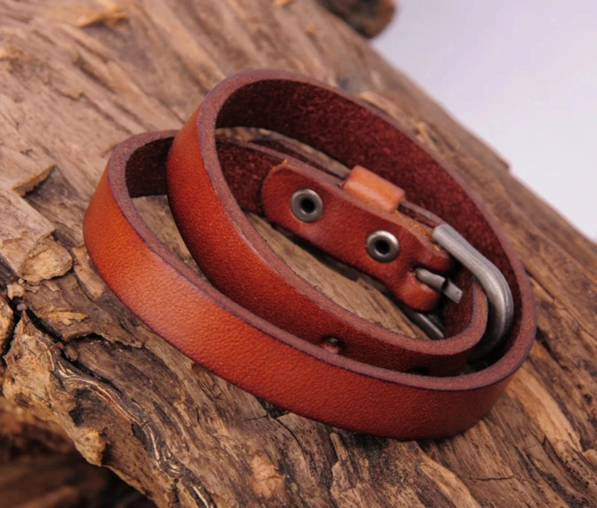 G522 Hellbraunes Punk-Biker-Armband aus Leder mit cooler Metallschnalle und doppelter Wickelarmband für Herren