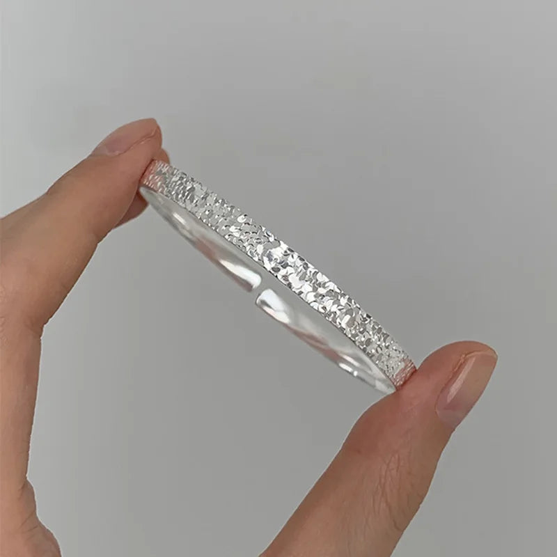 Neue 925 Luxus Glänzende Knochen Armreifen Weibliche Silber Farbe Party Zubehör Glitzern Manschette Armband für Frauen Hochzeit Geschenk