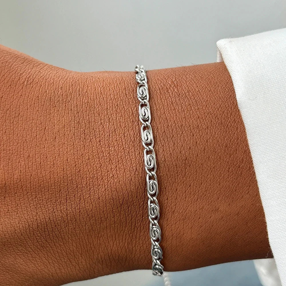 Edelstahl-Armband, neuer Stil, Einfachheit, Subtlety, Büroklammer-Kette, leichtes Luxus-Armband für Damen, Schmuck, Alltagskleidung