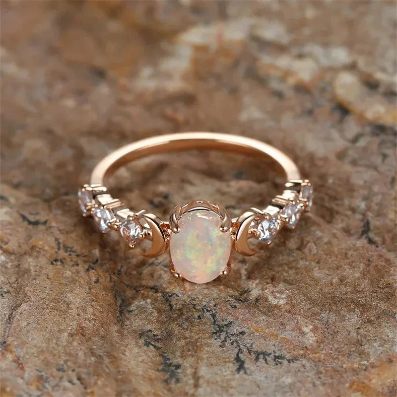 Huitan Blau/Weiß Imitation Opal Mond Ringe für Frauen Ästhetische Hochzeit Zubehör Phantasie Jahrestag Geschenk Statement Schmuck Heißer