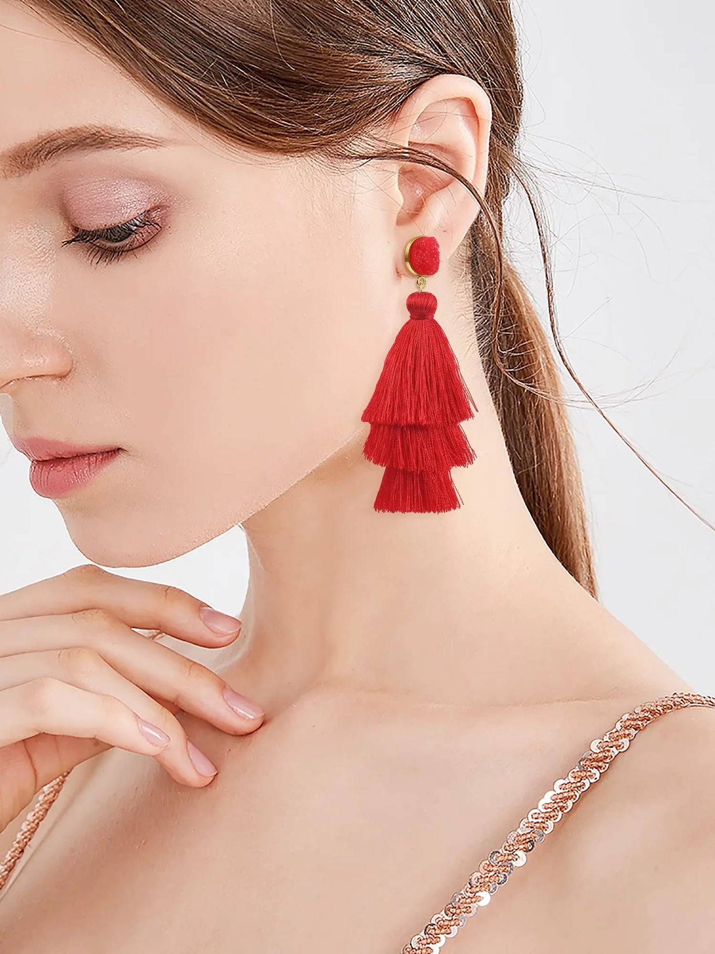 Shevalue Quasten-Ohrringe für Damen, 14 Karat vergoldet, mit 925er-Sterlingsilbernadel, neuer moderner Luxus-Schmuck, modisch, leicht