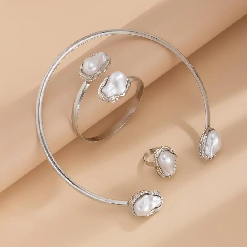 Vintage Unregelmäßige Barock Perlen Halskette Armbänder für Frauen Charme Gold Farbe Verstellbare Öffnung Ringe Schmuck Set Party Geschenke