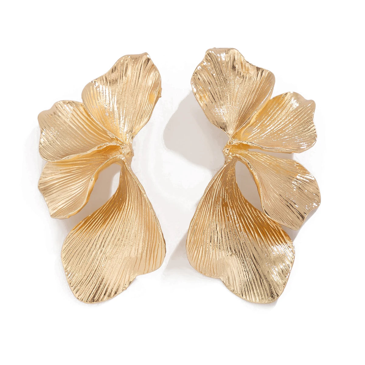 KunJoe Elegante Ginkgo Blätter Halbe Blume Ohrstecker für Frauen Design Sinn Gold Farbe Blütenblätter Piercing Ohrringe Damen Schmuck