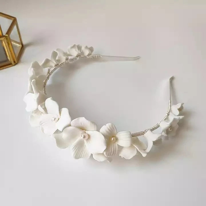 SLBRIDAL Handgemachte Luxus Strass Süßwasser Perlen Ceram Blume Braut Tiara Hochzeit Brautjungfern Krone Frauen Haar Schmuck