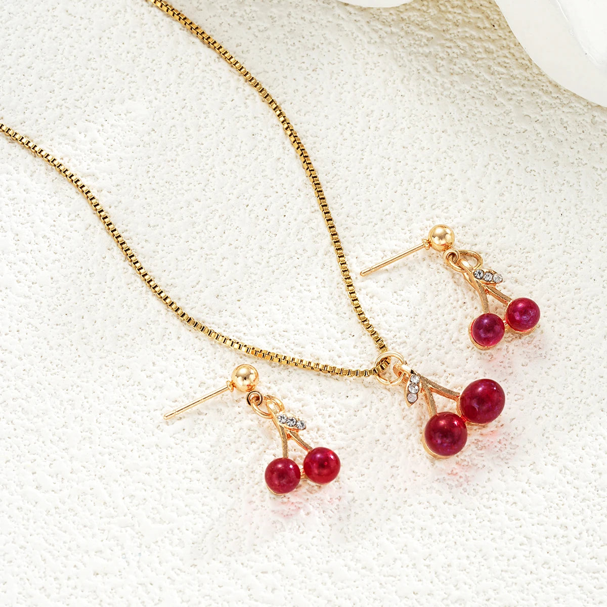 3PCS Rote Kirsche Anhänger Edelstahl Halskette Ohrringe für Frauen Mode Gold Farbe Box Kette Halsketten Ohrringe Sets Schmuck