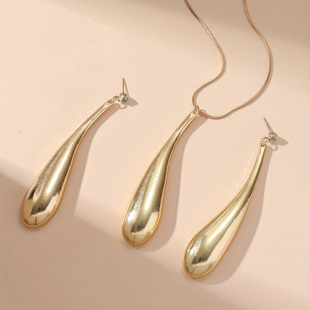 Minimalistisches Punk-Feng-Shui-Anhänger-Halsketten- und Ohrring-Set, Damen-Strassschmuck, für Alltag und Party-Anlässe, 3-teilig