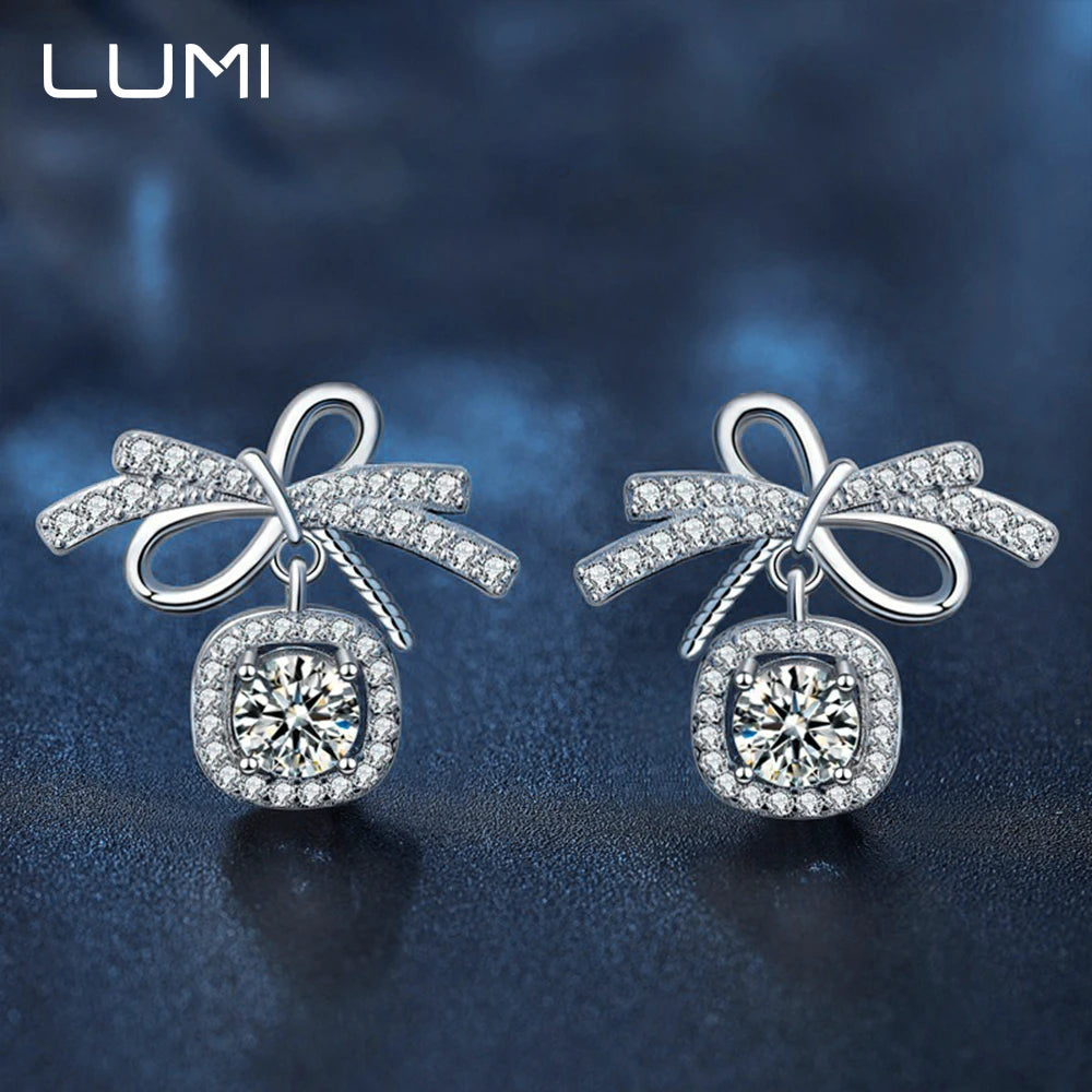 Echte 0,5 CT Moissanit-Bowknot-Ohrstecker für Damen – hypoallergen, 925er Sterlingsilber, Hochzeit, Party, Luxus-Band-Schmuck