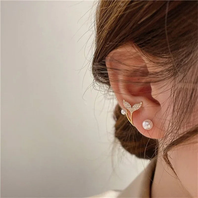 Süße Mond Stern Tropfen Ohrringe Exquisite Strass Ohrringe Gold Farbe Fischschwanz Mini Ohrringe Damen Mode Ohr Schmuck Geschenke