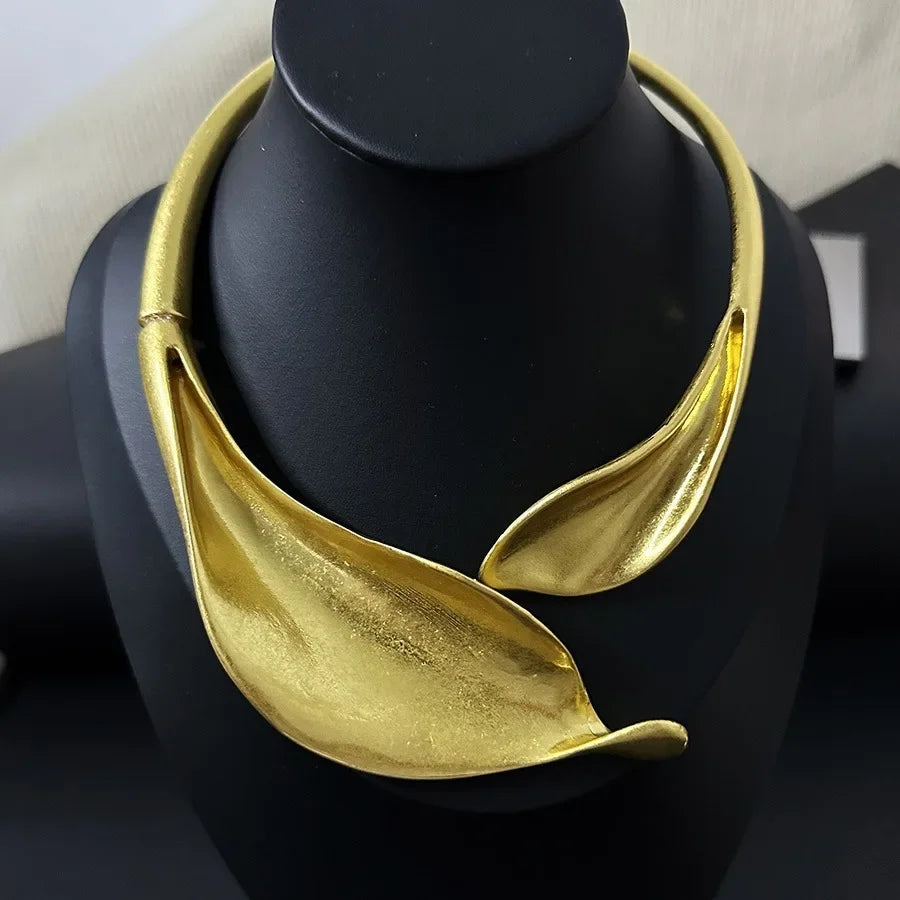 Za Sommer Neue Ankunft Europäische Nicheuniquegold Blatt Blume Halskette Übertrieben Trendy High-end-Gefühl Offene Halskette