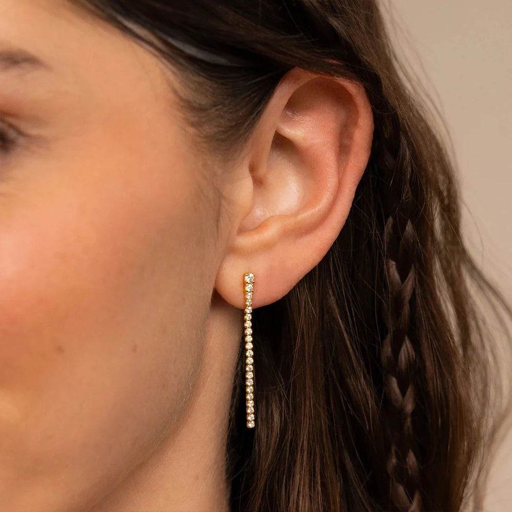 eManco Edelstahl vergoldet glänzende Zirkonia Ohrringe hochwertige neue Damen einreihige Quaste Anhänger Mode-Accessoire