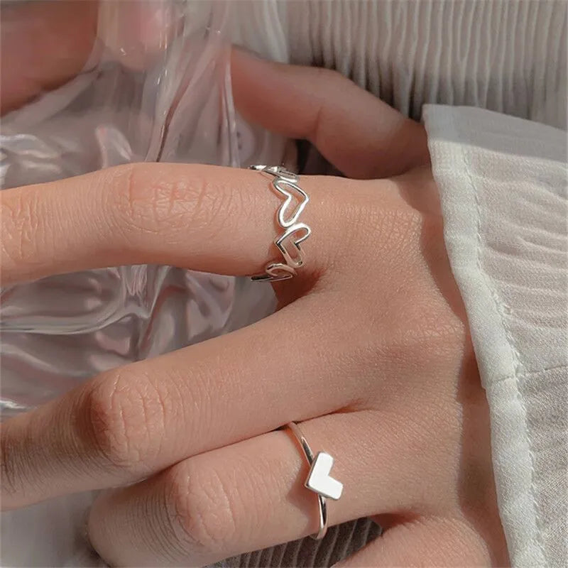 Boho Zirkon Ringe Set für Frauen, Gold Farbe Böhmen Kristall Brief Liebe Herz Mond Pfeil Blume Ring Hochzeit Schmuck Geschenke
