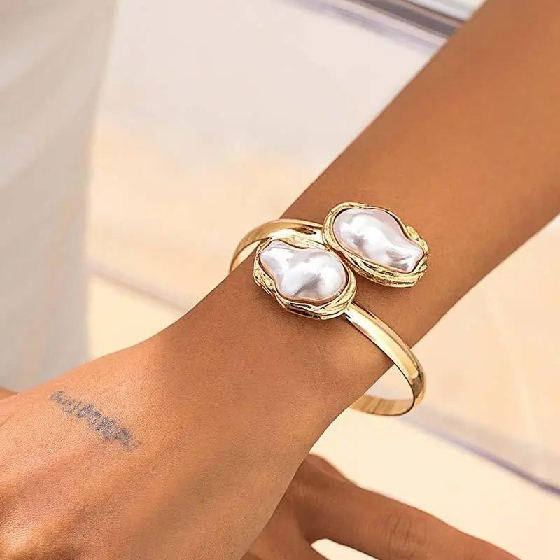 Vintage Unregelmäßige Barock Perlen Halskette Armbänder für Frauen Charme Gold Farbe Verstellbare Öffnung Ringe Schmuck Set Party Geschenke