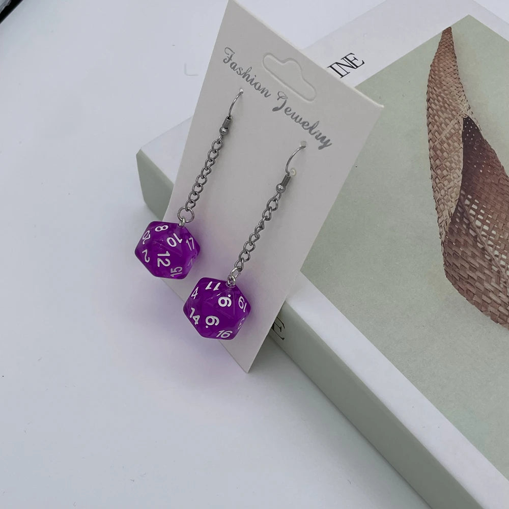 DnD D20 Harz Würfel Ohrringe für Frauen Candy Farbe Geometrische Lange Quaste Ohrring Weibliche Mädchen Partei Schmuck Geschenke