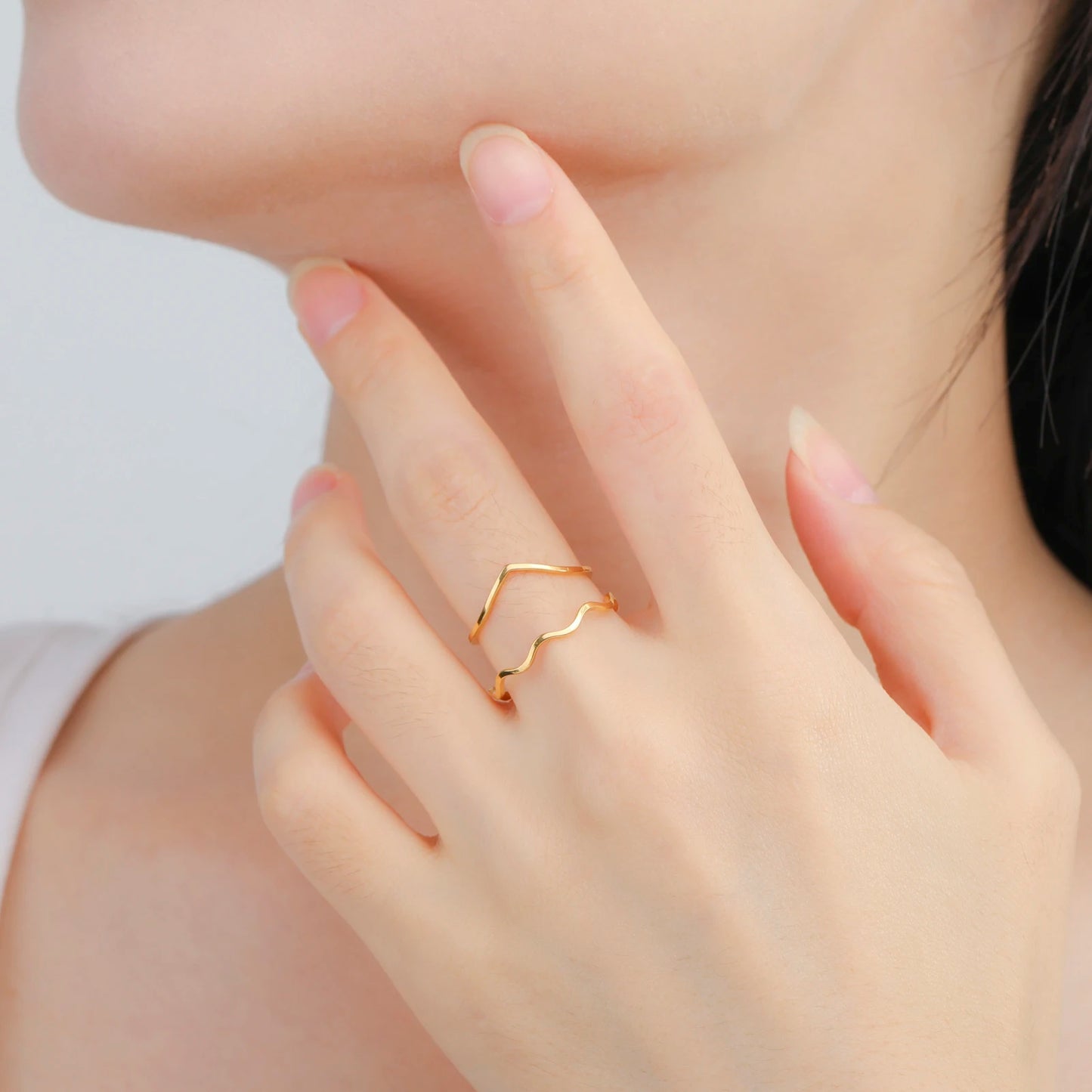 Lucktune Mode Einfacher Wellenring Edelstahl Damen Geometrische Linie Fingerringe Hochzeit Schmuck Geschenk für Liebhaber Paar Neu
