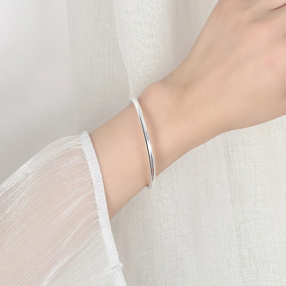 Armreif aus 925er Sterlingsilber, 4 mm, für Damen, luxuriöser Qualitätsschmuck, Großhandel mit Schmuck