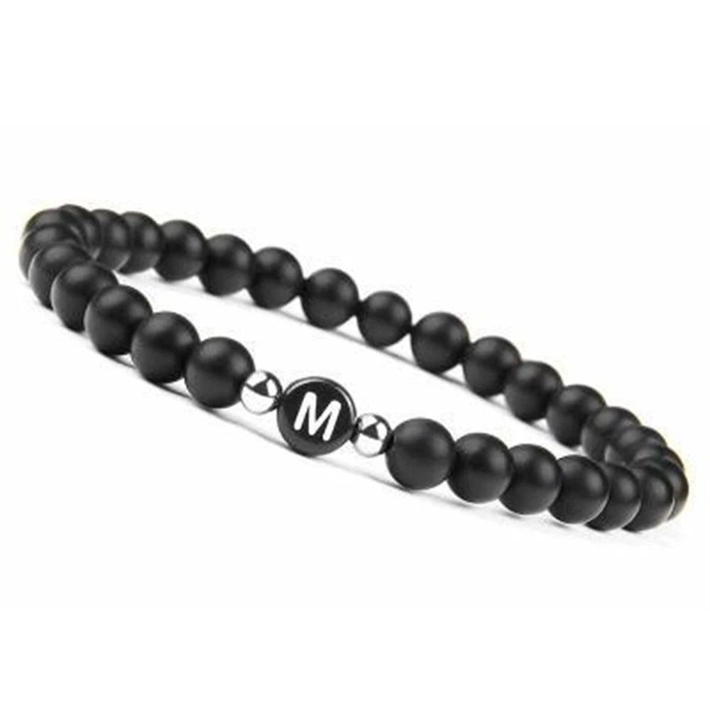 6 mm 26 Buchstaben-Armband, Unisex, schwarzer mattierter Stein, Perlen-Armreif, handgefertigt, DIY-Armband für Frauen, Männer, Paare, Freundschaftsgeschenke
