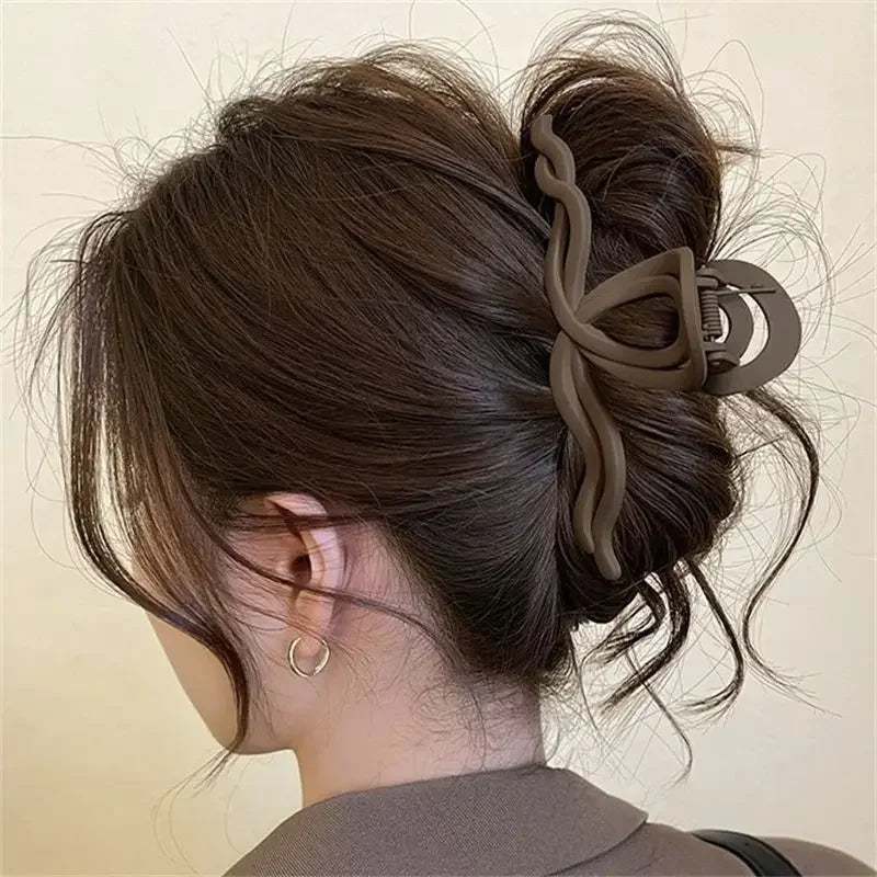 High-End Feel Schwarz 15 cm Ultra große Haarklammer Mehrzweck-Haarnadel Glatte Schleifpapierklammer Damen-Haar-Accessoires