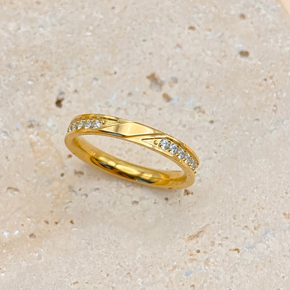 eManco 2025 NEUE Mode Ehering Für Frauen Mikro Gepflastert Cubiz Zirkon Finger Ringe Weibliche Engagement Schmuck