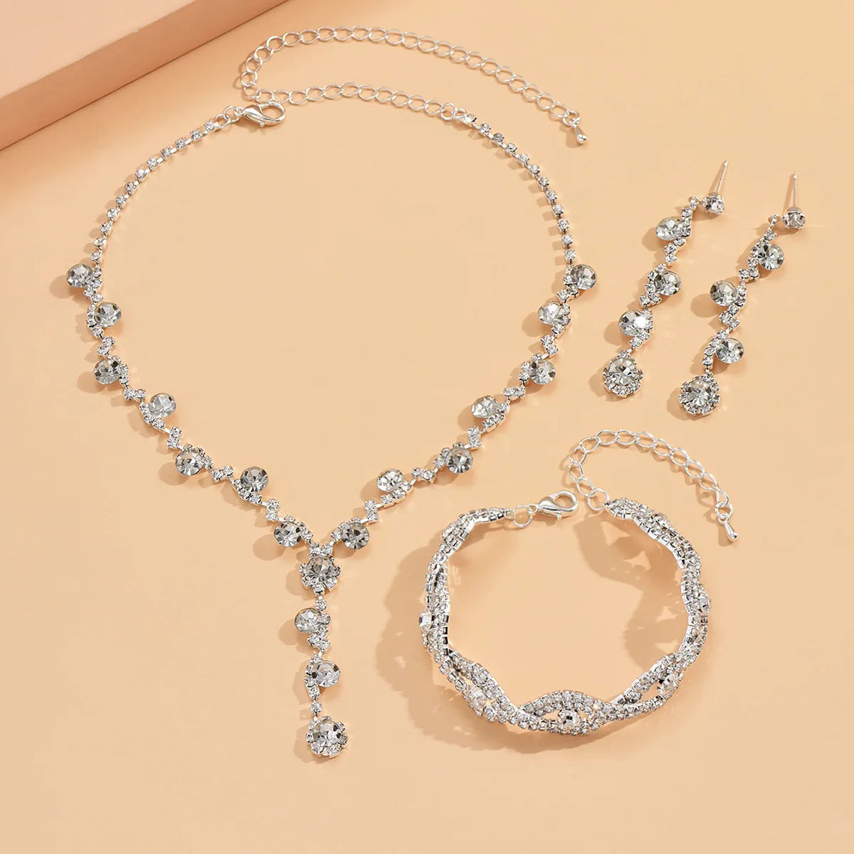 4PC Damen Mode Kupfer Klaue Kette Sonnenblume Halskette Ohrringe Armband Schmuck Set Hochzeit Bankett Party Urlaub Geschenk