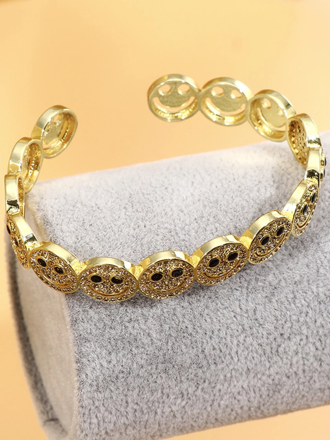 Neue Stilvolle Runde Manschette Armreif Kupfer Vergoldet Zirkonia Charme Party Frauen Männer Geschenke Schmuck Zugang