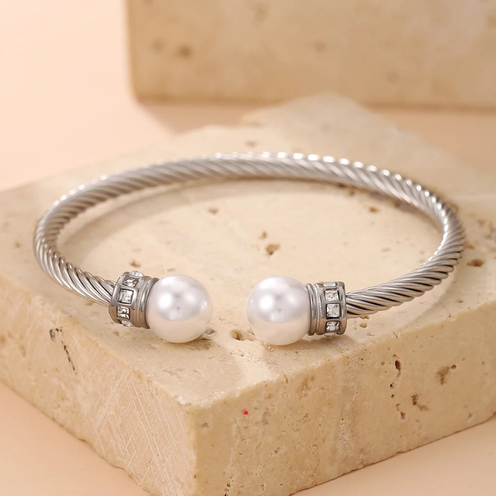 Klassische einfache Retro Diamant Armband Frauen Licht Luxus Edelstahl offenes Armband Sinn Schmuck Cartiers Frauen Armband
