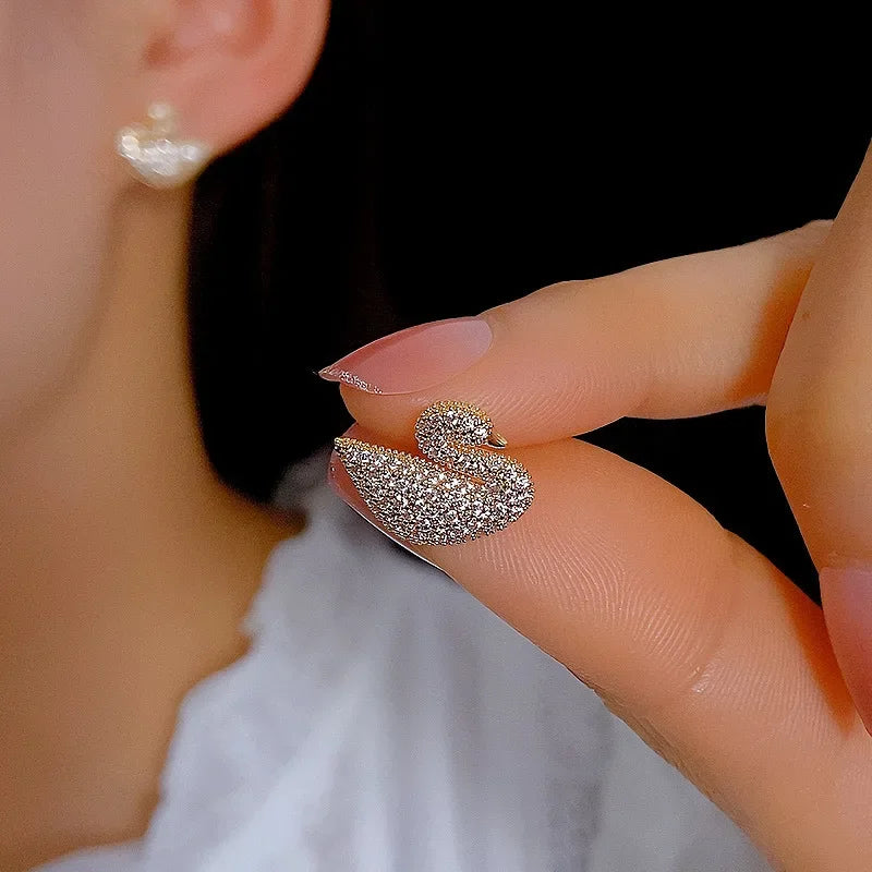Elegante Zirkonia-Schwanen-Ohrringe, High-End-Feeling aus 925er Silber, Nadel, einzigartige Ohrdekorationen, modischer klassischer Schmuck