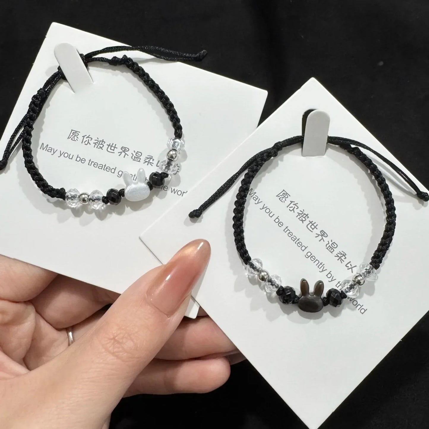 Süßes schwarz-weißes Kaninchen-Katzen-Armband, natürlicher Mondstein, Obsidian-Armbänder, Paar, minimalistisches Armband, handgefertigter Party-Schmuck, Geschenk